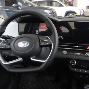 Low-Price Used Hyundai Elantra Car