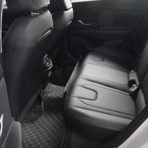 Pre-Owned Hyundai Elantra High-Quality Car